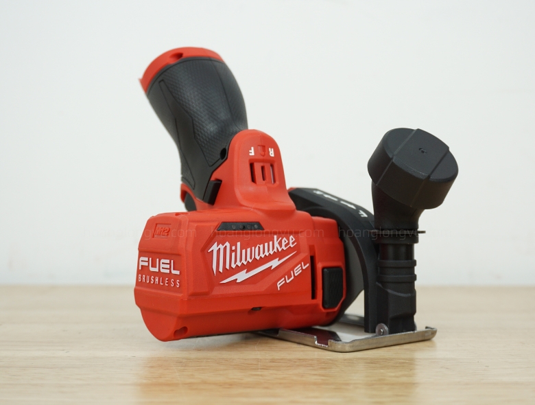 Máy cắt Milwaukee M12 FCOT-0X (4)