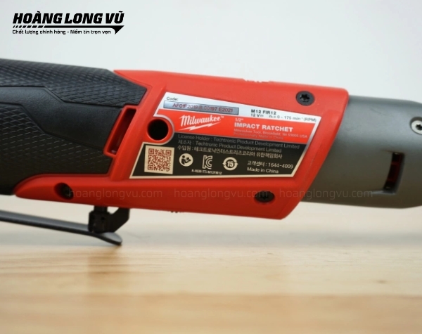 Máy siết bu lông góc Milwaukee M12 FIR12-0