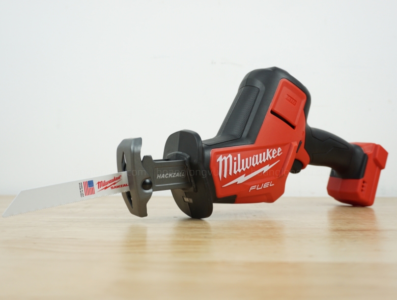 Máy cưa kiếm Milwaukee M18 FHZ-0 (3)