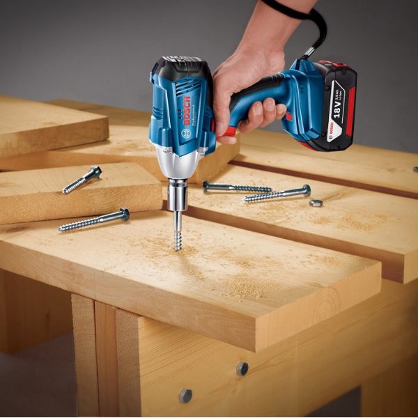 Ứng dụng máy siết bu lông pin Bosch GDS 250-LI