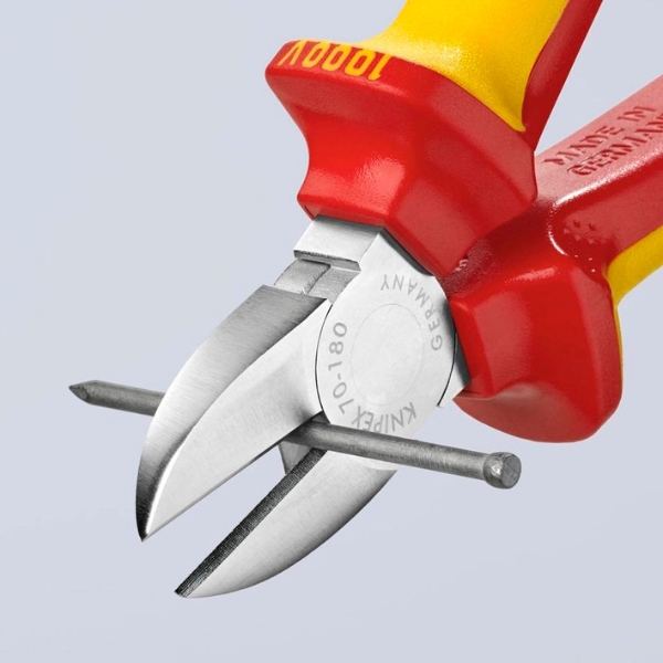 Kìm Cắt Mũi Thon Cách Điện 1000 Volt Knipex 70 06