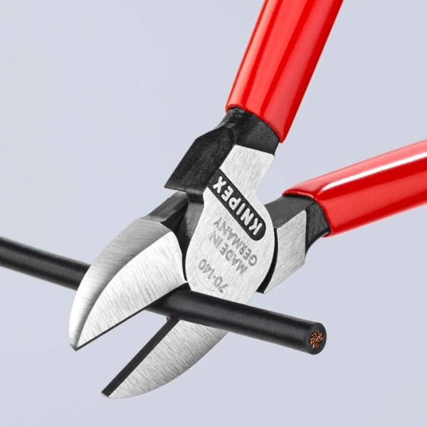 Kìm Cắt Mũi Thon Knipex 70 01
