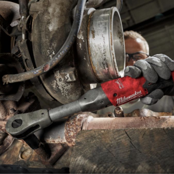 Máy siết bulong góc thân dài Milwaukee M12 FIR38RL