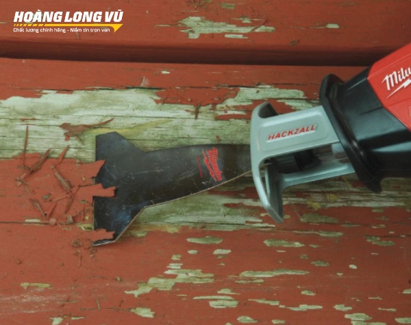 Ứng dụng máy cưa kiếm MILWAUKEE C12 HZ