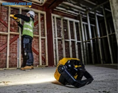 Đèn LED dùng pin 20V Dewalt DCL077