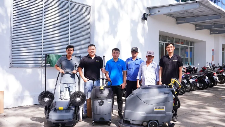 Bàn Giao Bộ 3 Máy Thiết Bị Làm Sạch Karcher Professional Tại Nhà Máy May