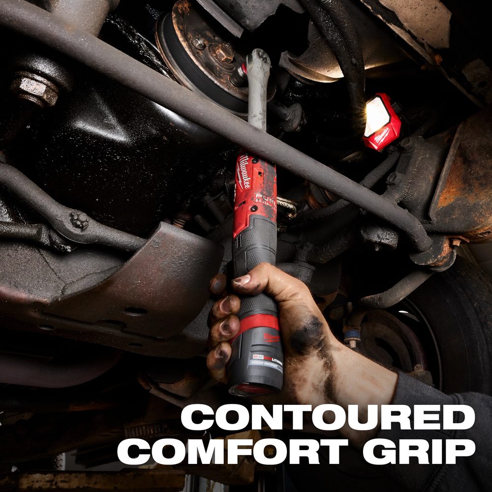 Milwaukee M12 FIR38LRG2 vặn bu lông dưới gầm xe với tay cầm bọc cao su