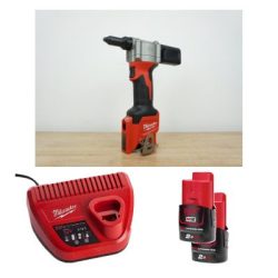 Máy bắn đinh rút Milwaukee M12 BPRT-0C + 2 Pin M12B2 + Sạc C12C