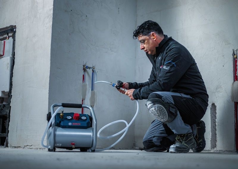 Máy nén khí dùng pin GKO18V-51 0601492000 Bosch