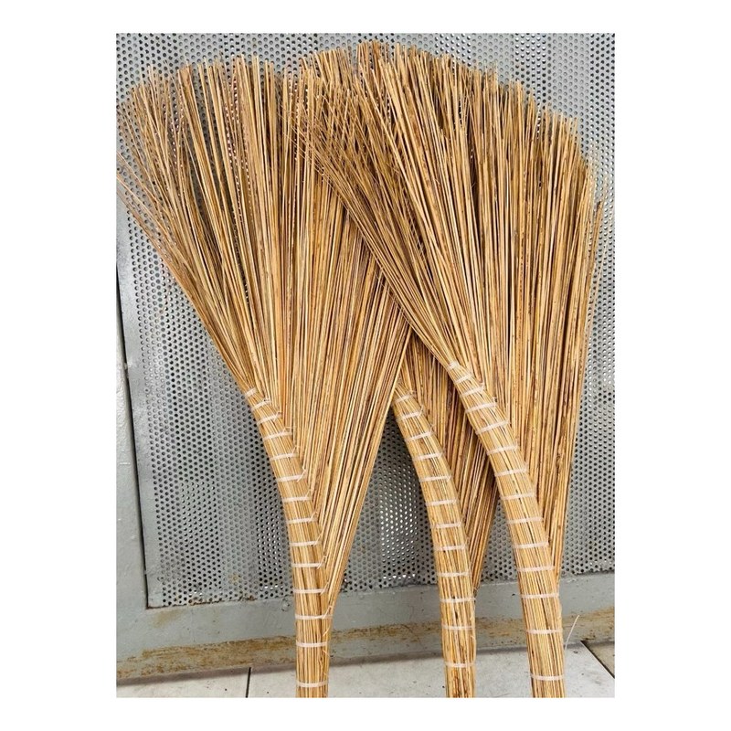 Chổi quét sân