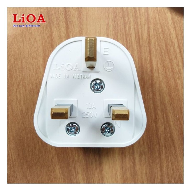 Phích cắm 3 chấu kiểu Anh 13A- PUK LiOA